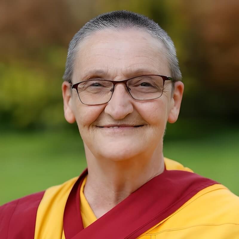Guen Kelsang Gyalwang Guèn Kelsang Gyalwang